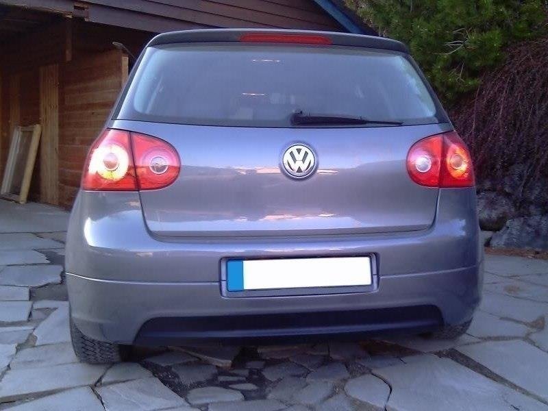 RAJOUT DU PARE-CHOCS ARRIERE VW GOLF V GTI EDITION 30 (version sans sortie pour pot final d'echappement, sortie d'echappement st VW-GO-5-GTI-R0A