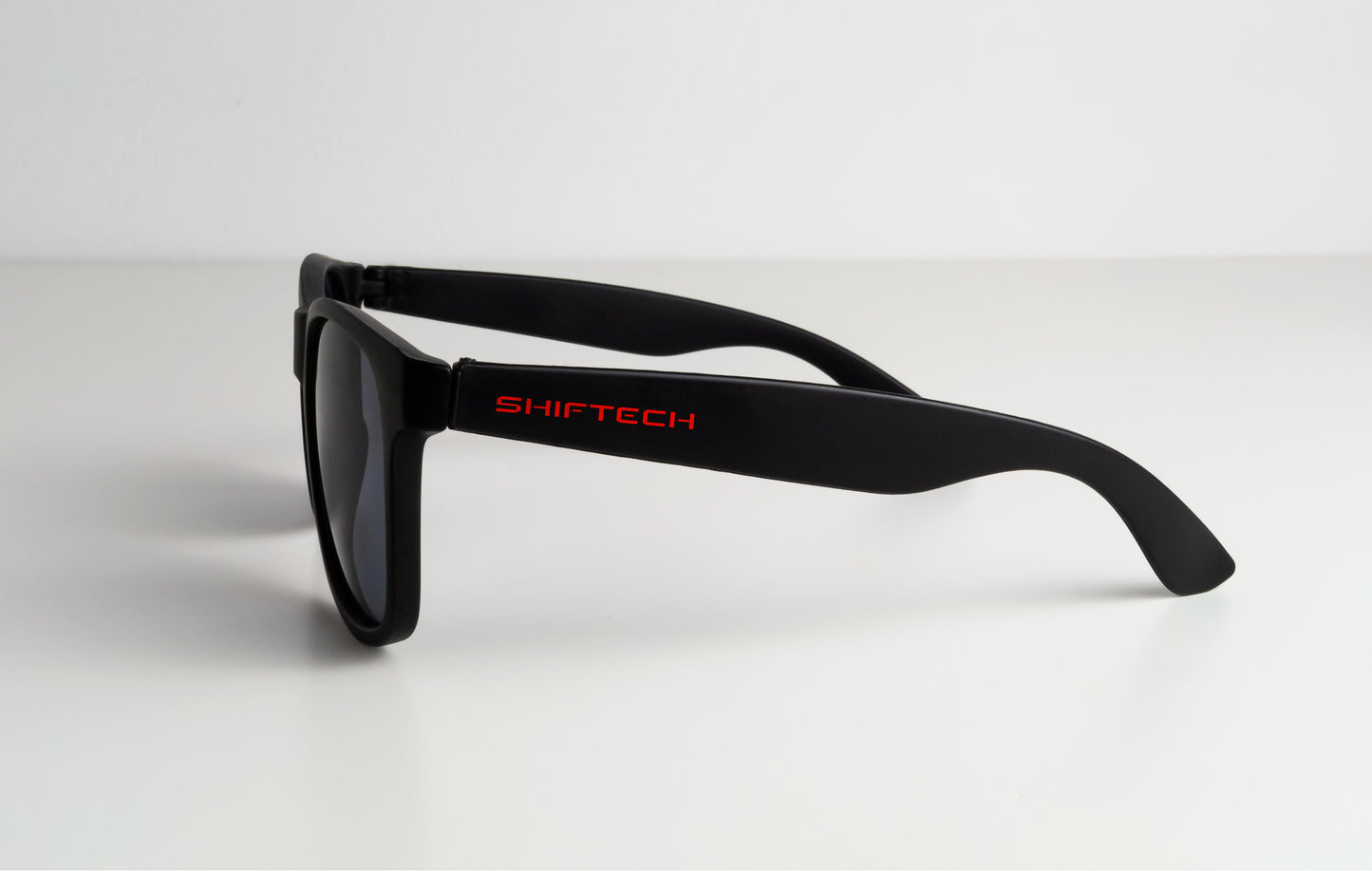 LUNETTES SOLAIRE NOIR VERRES BLEU SHIFTECH ROUGE - UNISEXE