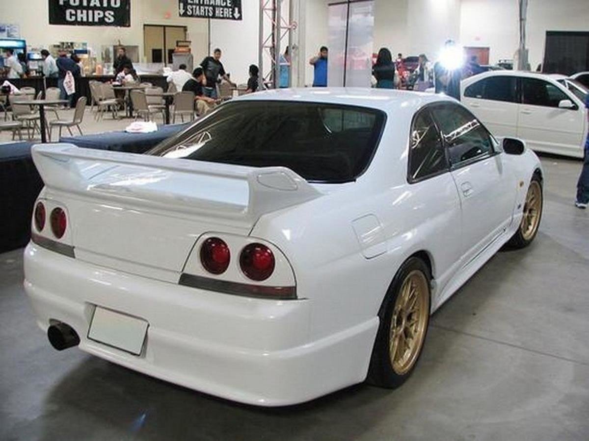 BECQUET GTR REPLICA NISSAN R33 GTS & GTR 1995F