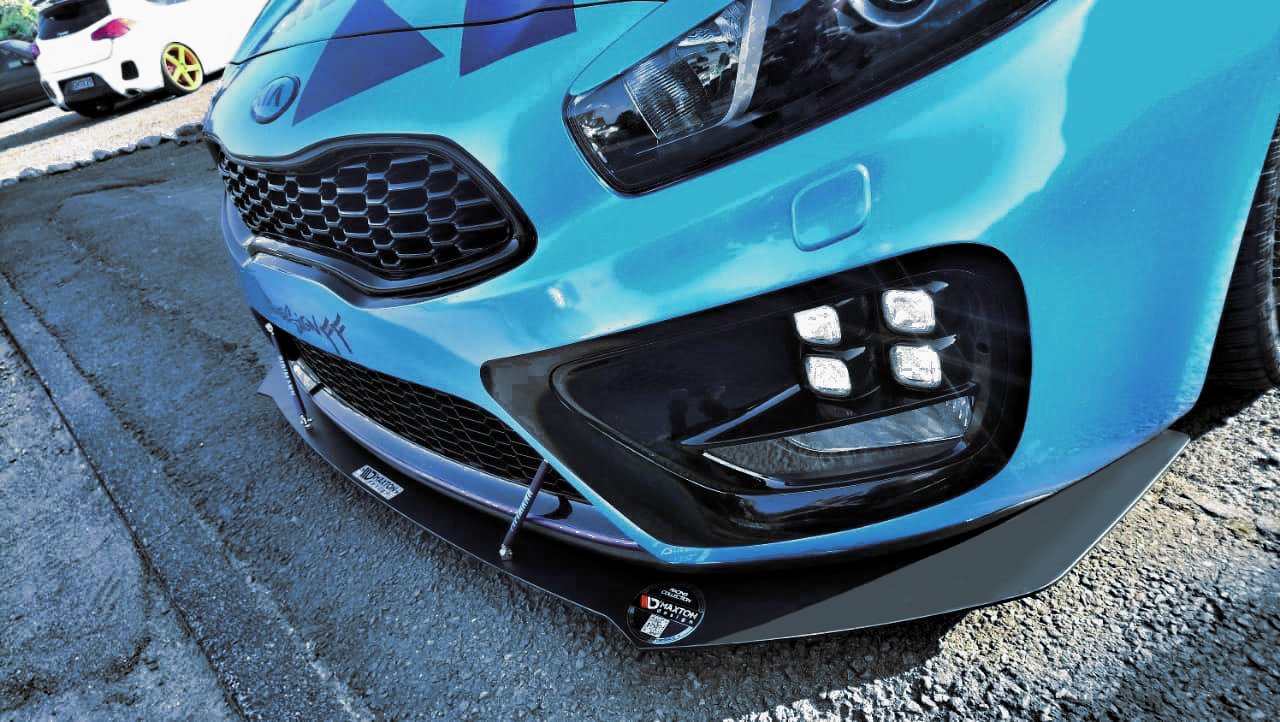 SPORT LAME DU PARE-CHOCS AVANT KIA CEE'D / PRO CEE'D GT MK2 KI-CE-2-GT-CNC-FD1A