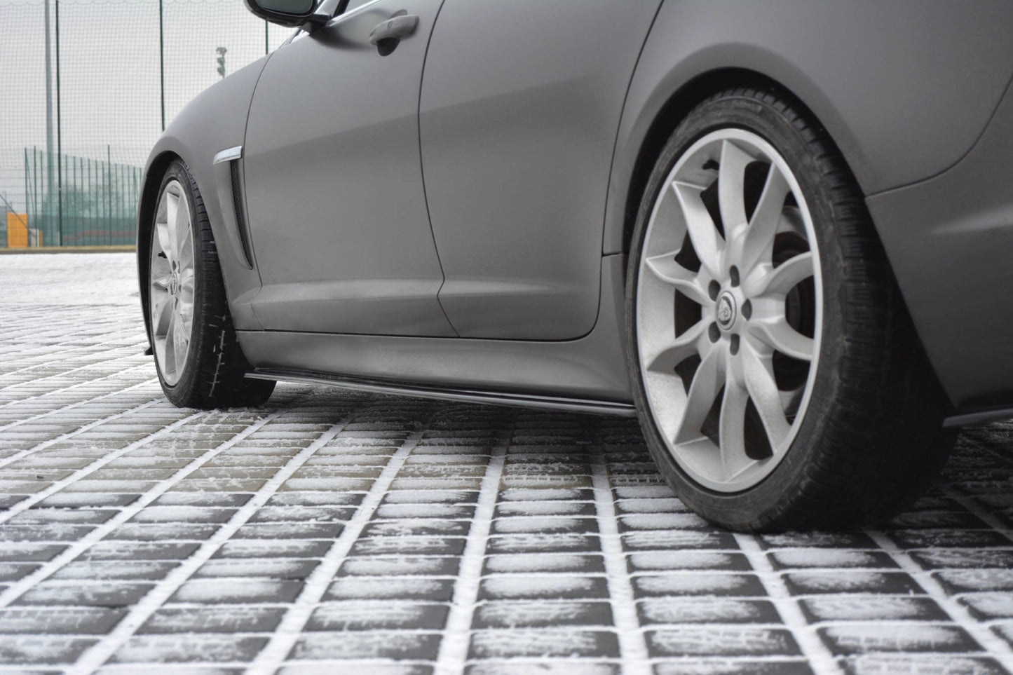 SET DES DIFFUSEUR DES BAS DE CAISSE JAGUAR XF (X250) MK1 SPORTBRAKE S-PACK JA-XFS-1F-SB-SD1G