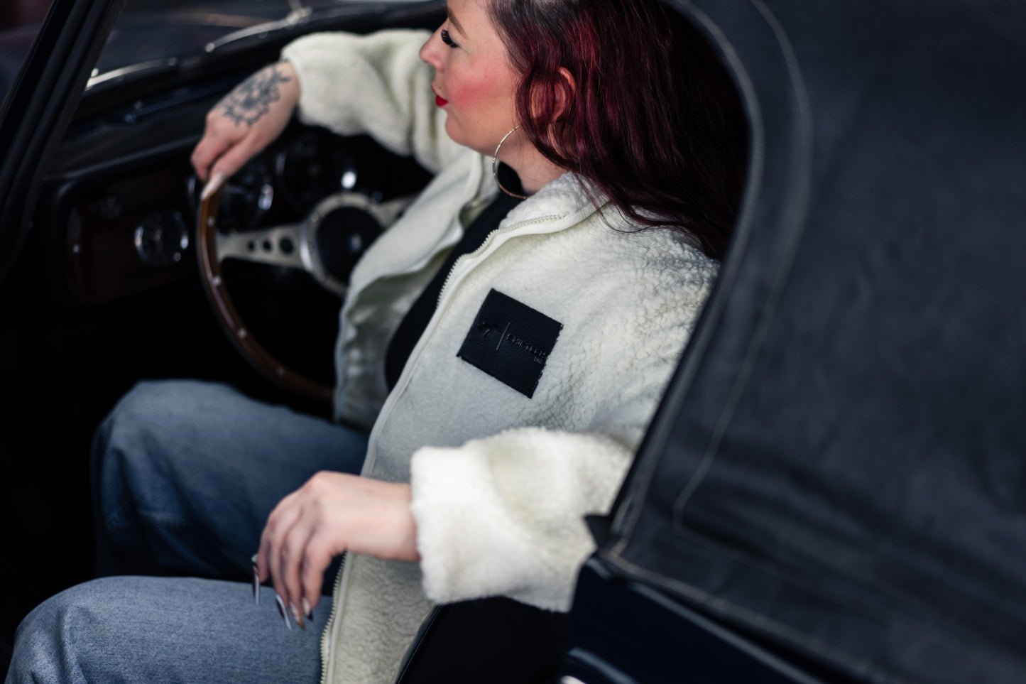 VESTE SHERPA IVOIRE SHIFTECH BRODÉ DOS ROUGE