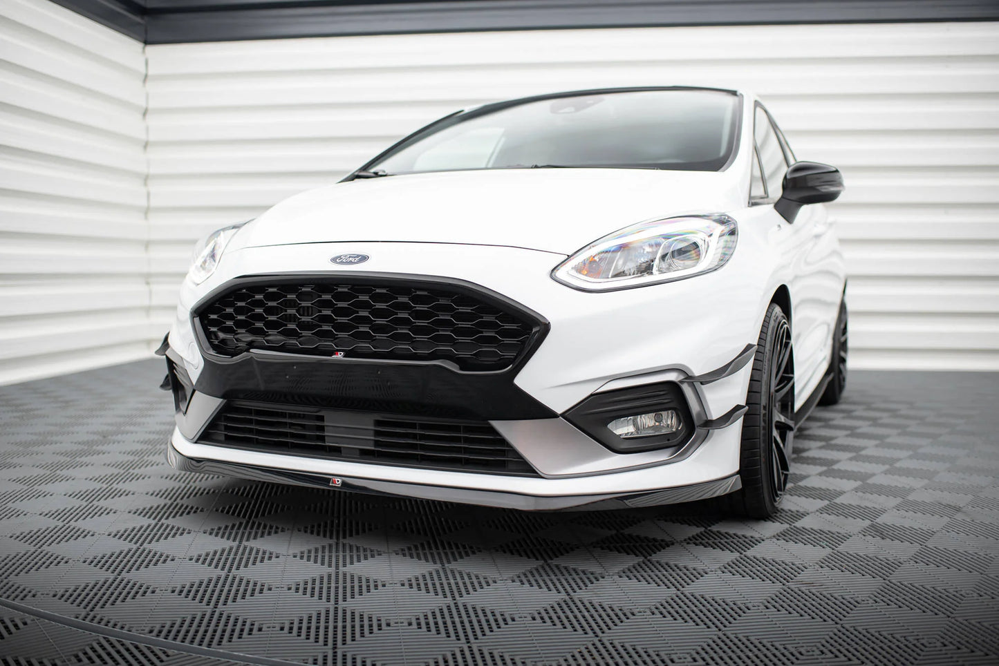 Lame Du Pare-Chocs Avant V.6 Ford Fiesta Mk8 ST / ST-Line FO-FI-8-ST-FD3G