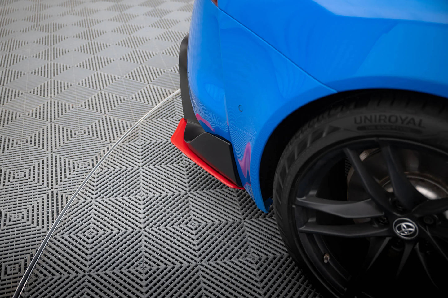 Lame du pare-chocs arriere V.2 Toyota Supra Mk5 TO-SU-5-RSD2RED