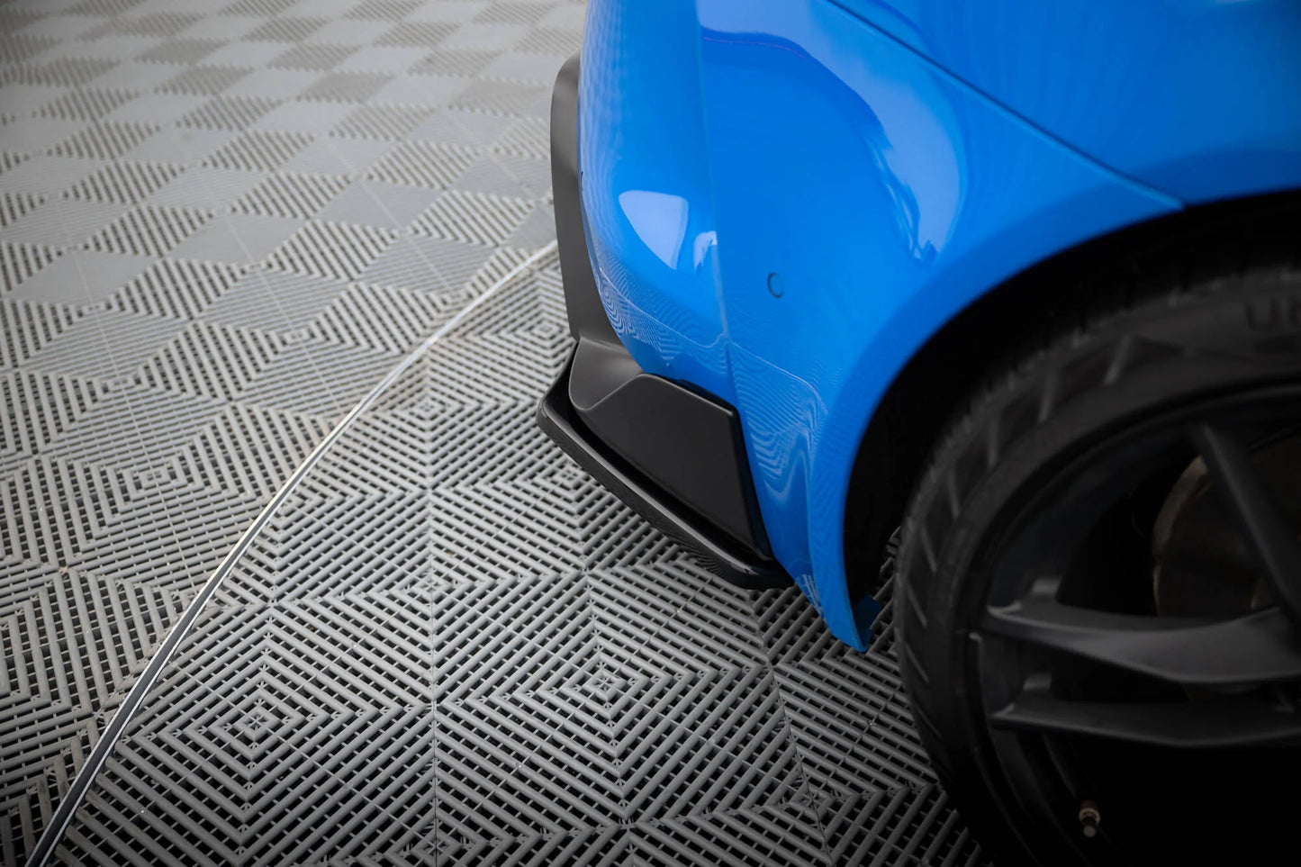 Lame du pare-chocs arriere V.2 Toyota Supra Mk5 TO-SU-5-RSD2RED