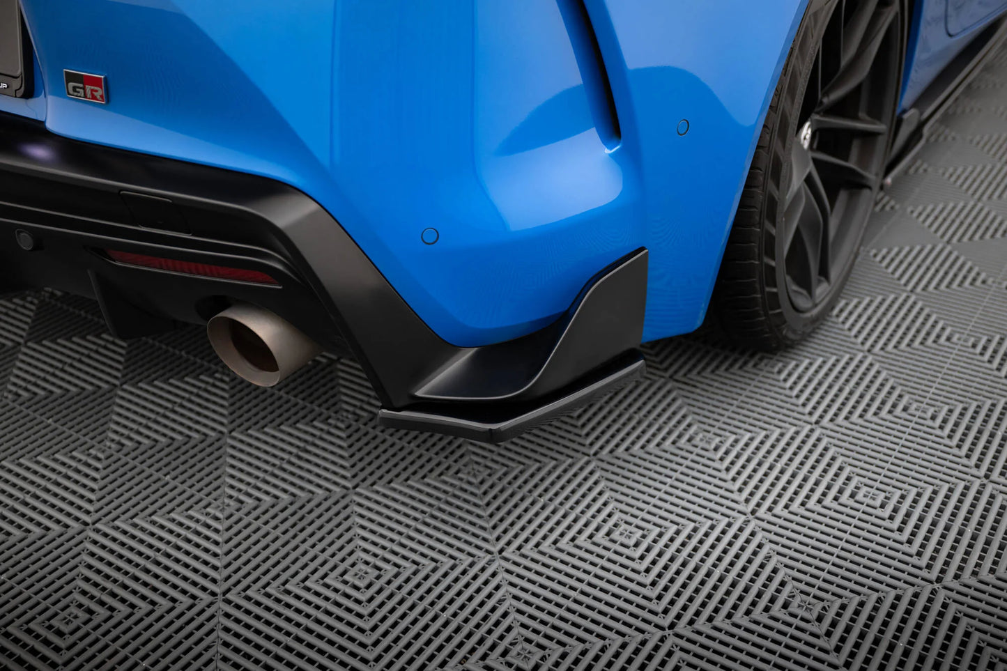 Lame du pare-chocs arriere V.2 Toyota Supra Mk5 TO-SU-5-RSD2RED
