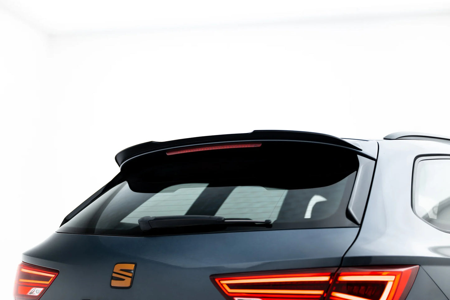 Spoiler Cap V.1 Seat Leon Mk3 Cupra ST Facelift SE-LE-3F-CU-ST-CAP1G